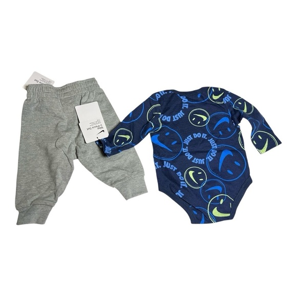 Nike Smiley Unisex Blue and Gray Jogger Set And Set Of 3 Bodysuits Size 3 Months - Picture 4 of 6